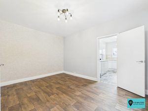 Dining Room- click for photo gallery